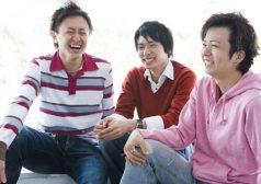 あなたはどっち派？ 短期で一気に稼ぐ VS 平日じっくり稼ぐ