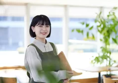タウンワークマガジン _高校生に聞いた「バイト先で出会いはある?」