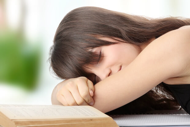 暗記力UP】勉強は寝る前30分がベスト！ 眠るだけで記憶力が上がる方法