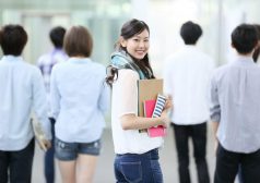 サークル　人間関係　タウンワーク