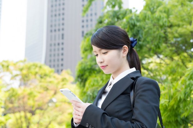 新卒 面接 辞退 就活 マナー 作法 メール 電話 バイト タウンワーク