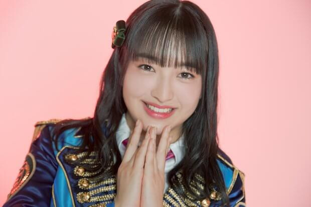 Amazon.co.jp: 直筆サイン入り 自撮り生写真 田島芽瑠 HKT48 3-2
