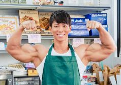 横川尚隆　ボディビル　筋トレ　バイト　コンビニ　筋肉　トレーニング　タウンワークマガジン