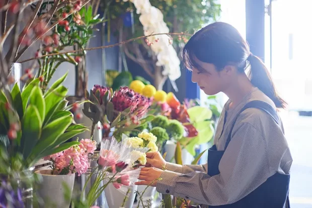 タウンワークマガジン _花屋さんでバイトしたい!仕事内容、時給、きつい&楽しいところ、志望動機の書き方は?