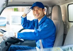 タウンワークマガジン _普通自動車免許でできるドライバーバイトとは?大学生もできる職種一覧を紹介