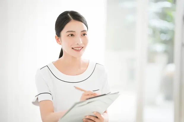 タウンワークマガジン _セラピストとは? 仕事内容、種類や資格、なり方、向いている人などを解説