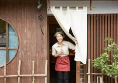 タウンワークマガジン _飲食店バイトは実際きつい?それでもおすすめする理由は?口コミあり