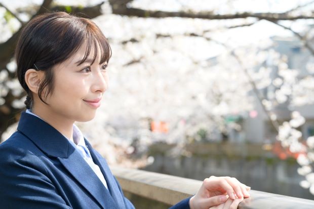 大学生 入学前 準備するもの 入学後 過ごし方 一人暮らし 必要なもの アルバイト タウンワークマガジン townwork