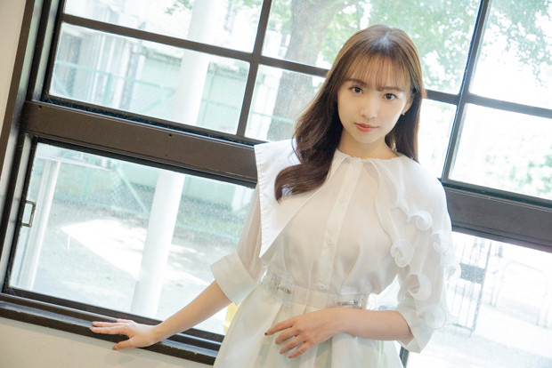 新内眞衣　女優　インタビュー　タウンワークマガジン townwork