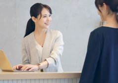 接客業　仕事内容　タウンワークマガジン townwork