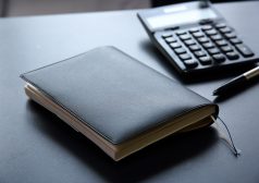 アルバイト・パートで確定申告が必要な人とは？│やり方、必要書類、申告しないとどうなるかなど解説
