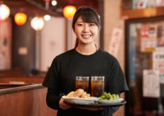 タウンワークマガジン 「居酒屋バイト」ってどんな仕事？