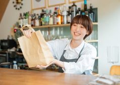 バイトのシフト、どれくらい入れてる？