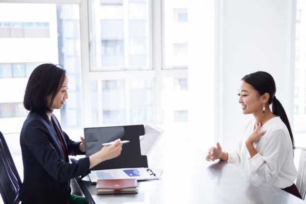 【回答例文あり】パート面接で聞かれる質問│志望動機、自己紹介、逆質問などの答え方